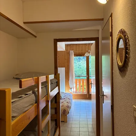 Mountain For 4 People - Nyon Gondola Within Walking Distance 아파트 모르진